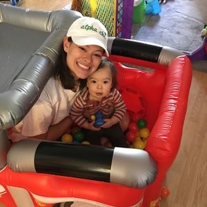 Meet your Posher, Avery